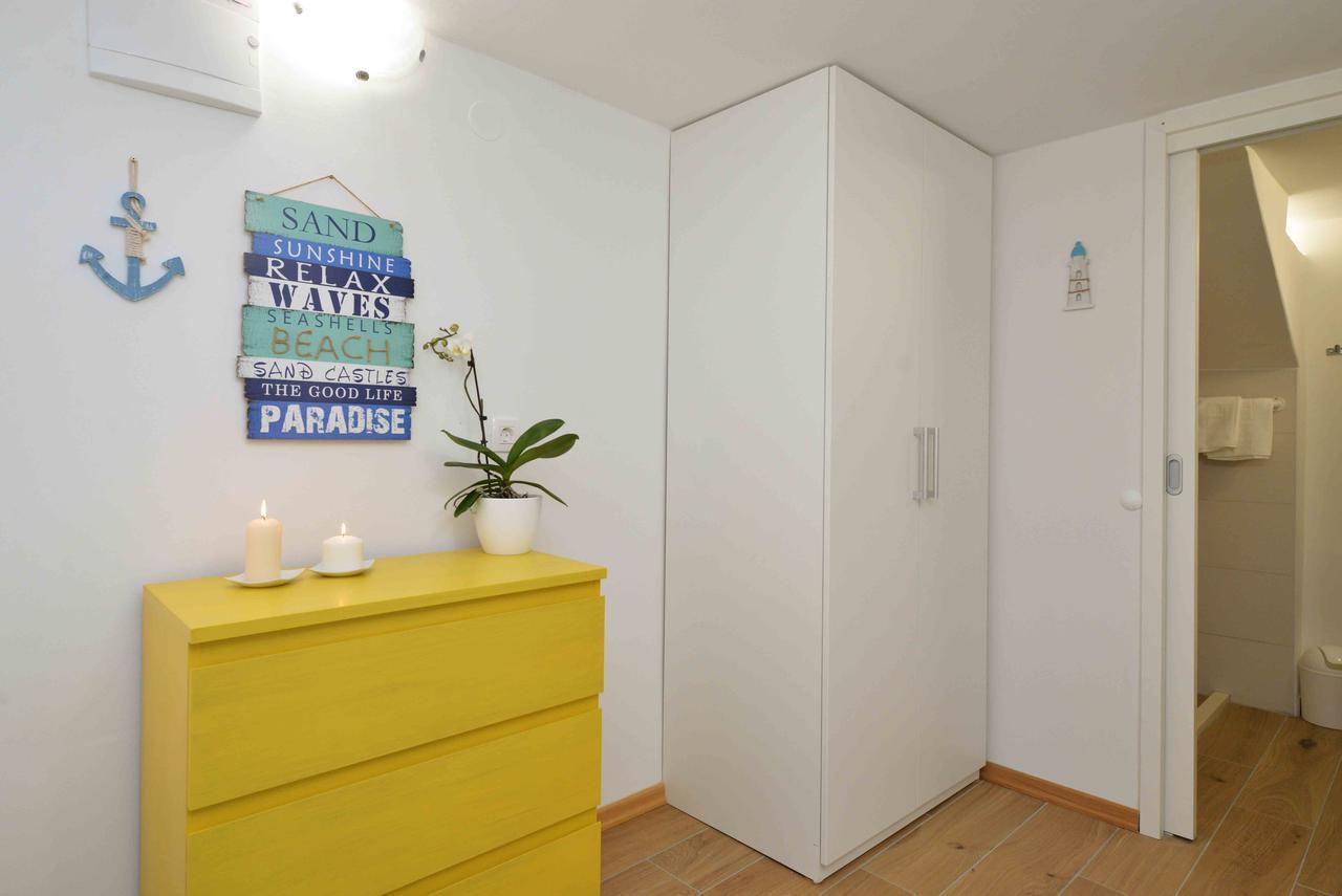 Sea Side Apartment Муртер Экстерьер фото